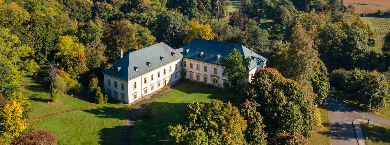 zamek cernikovice 0859